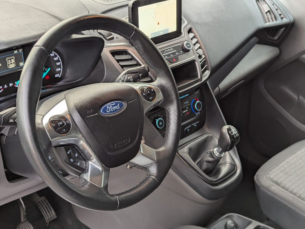 Ford Transit 2011