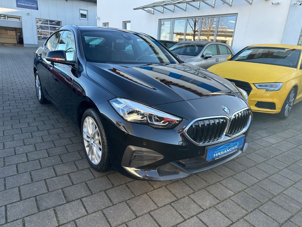 BMW 218 2021