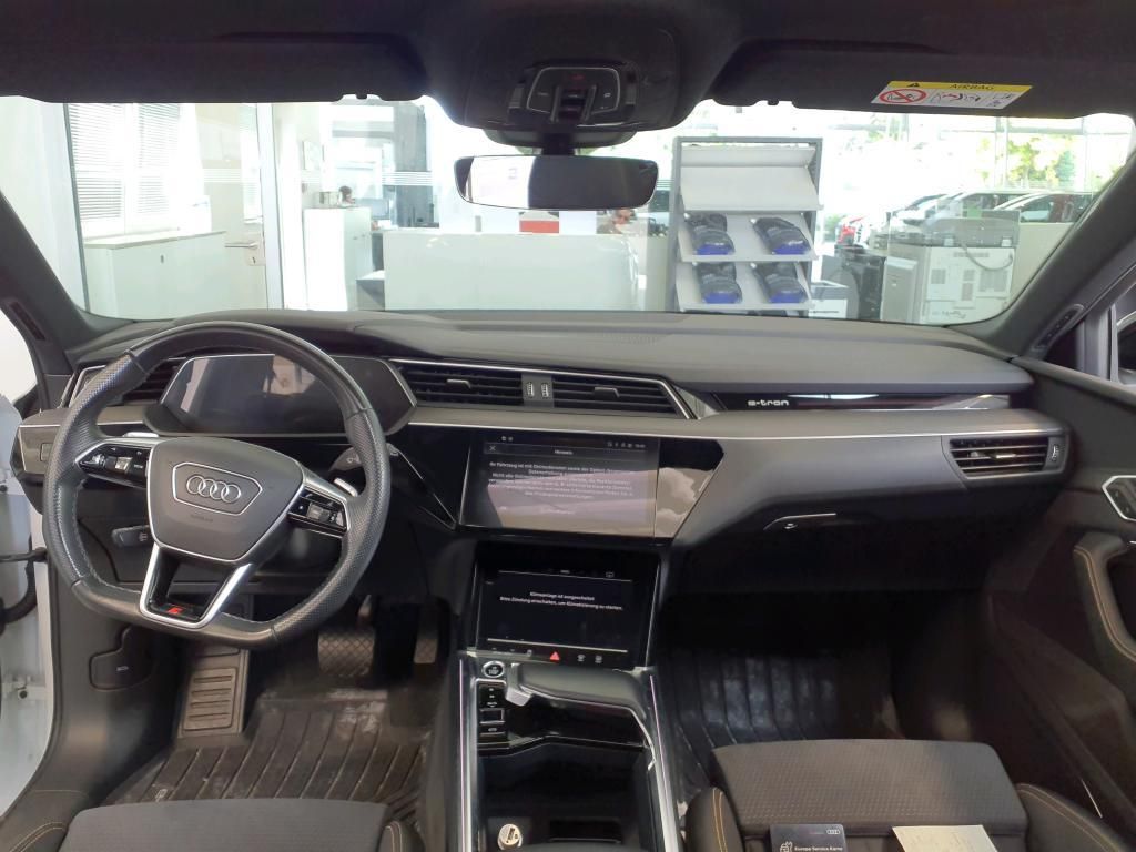 Audi e-tron 2022
