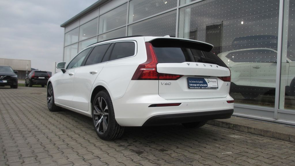 Volvo V60 2024