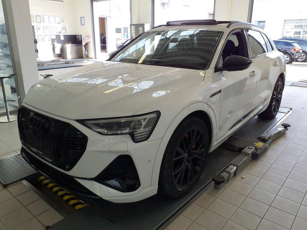 Audi e-tron 2022