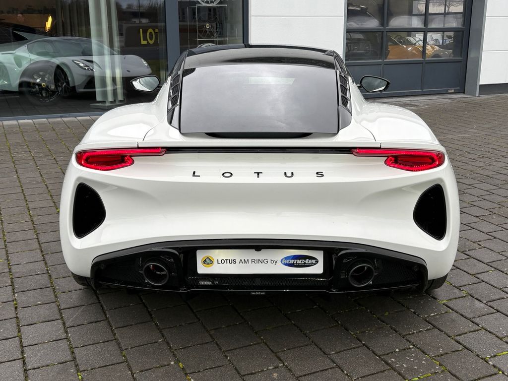 Lotus Emira