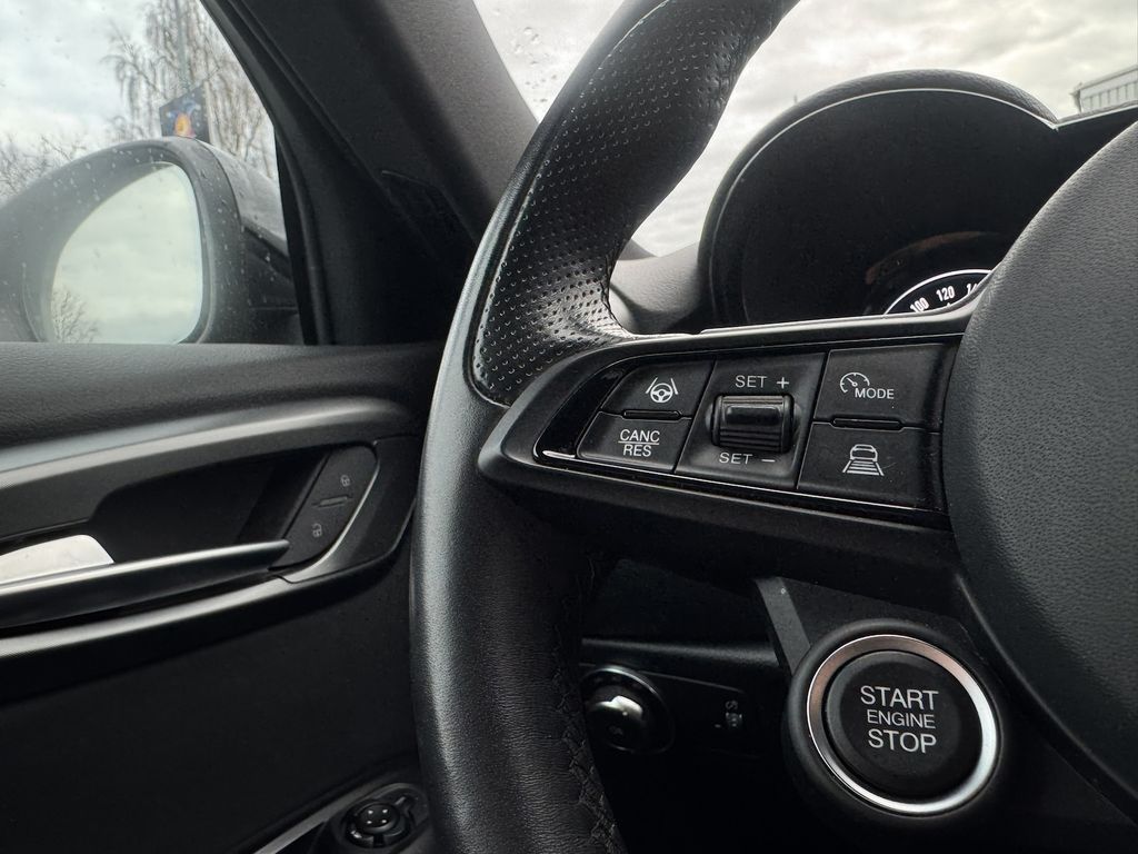 Alfa Romeo Tonale 2023