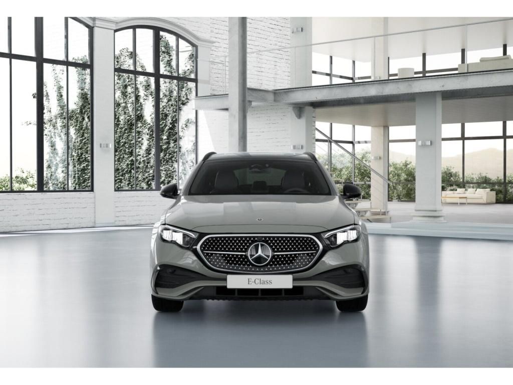 Mercedes-Benz E 300 2025