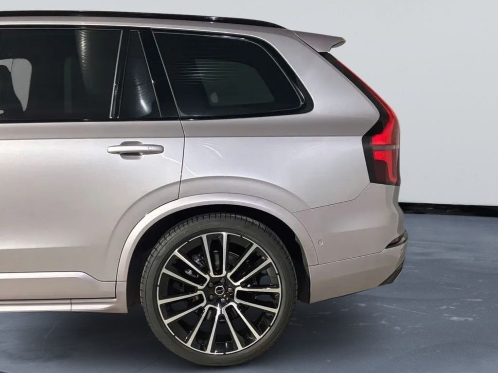 Volvo XC90 2025