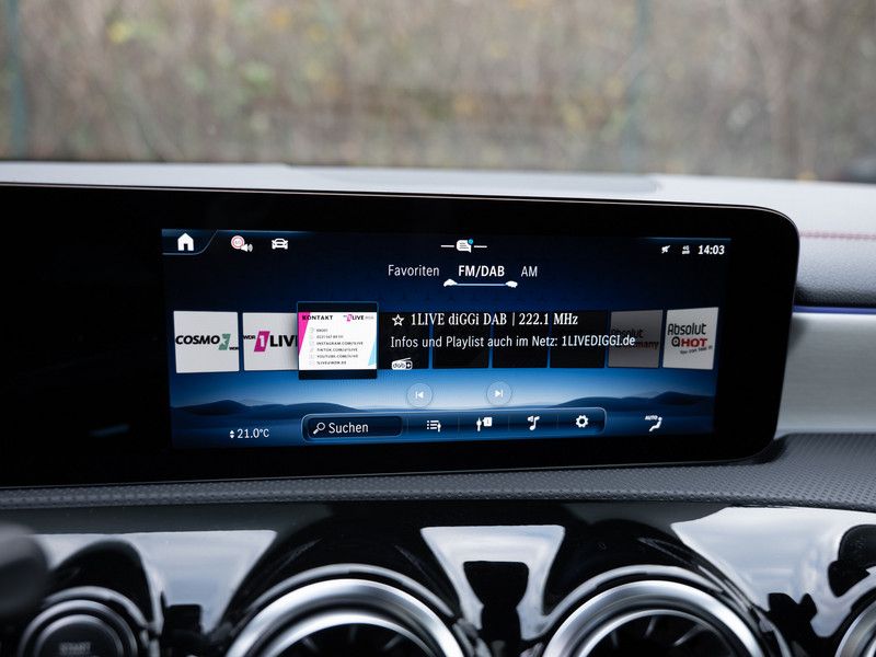 Mercedes-Benz CLA 200 2025