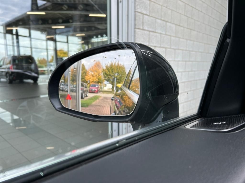 Mercedes-Benz GLC 300 2024