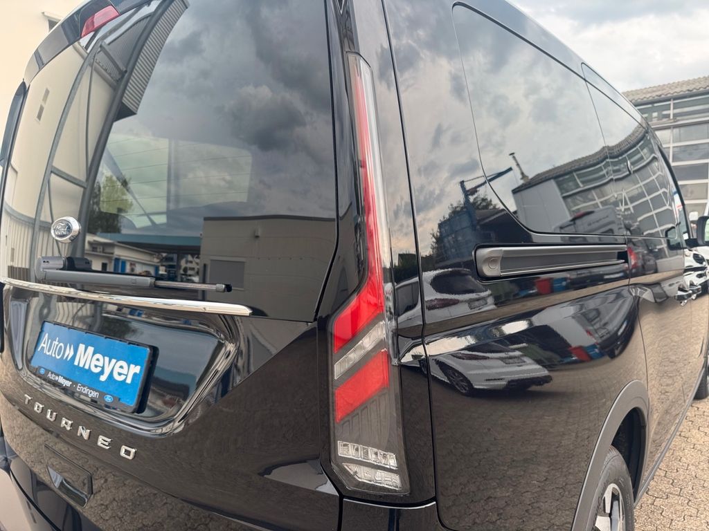 Ford Grand Tourneo 2025