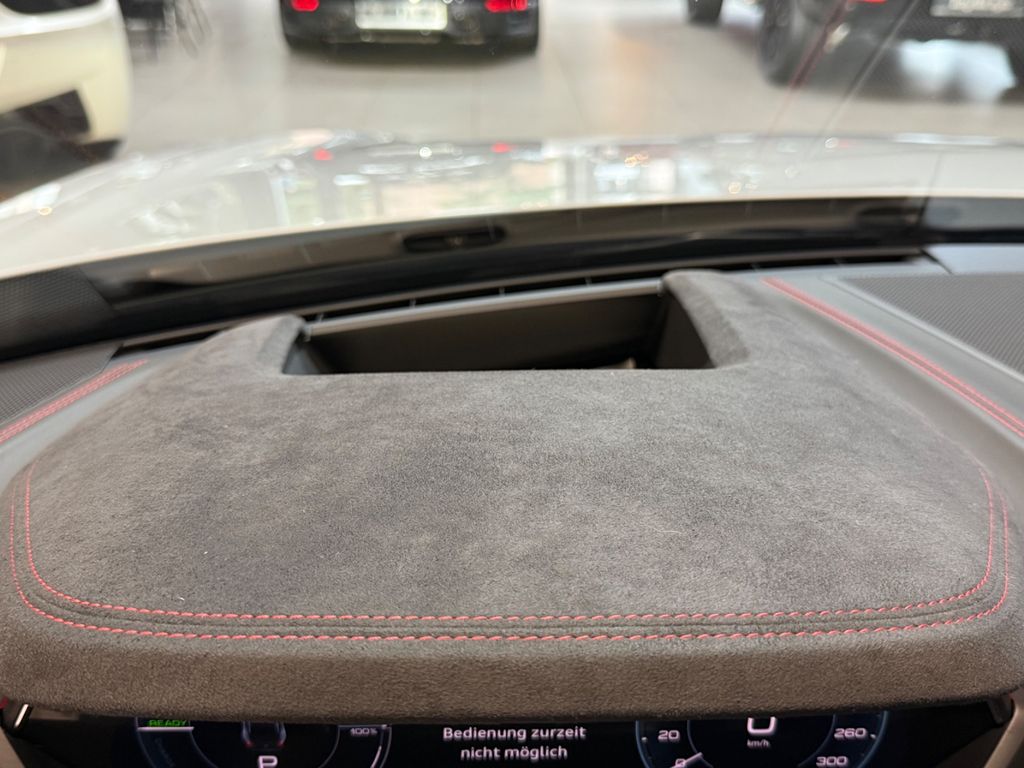 Audi RS e-tron GT 2024