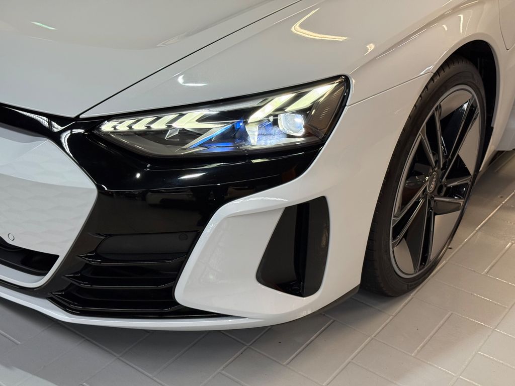 Audi RS e-tron GT 2024