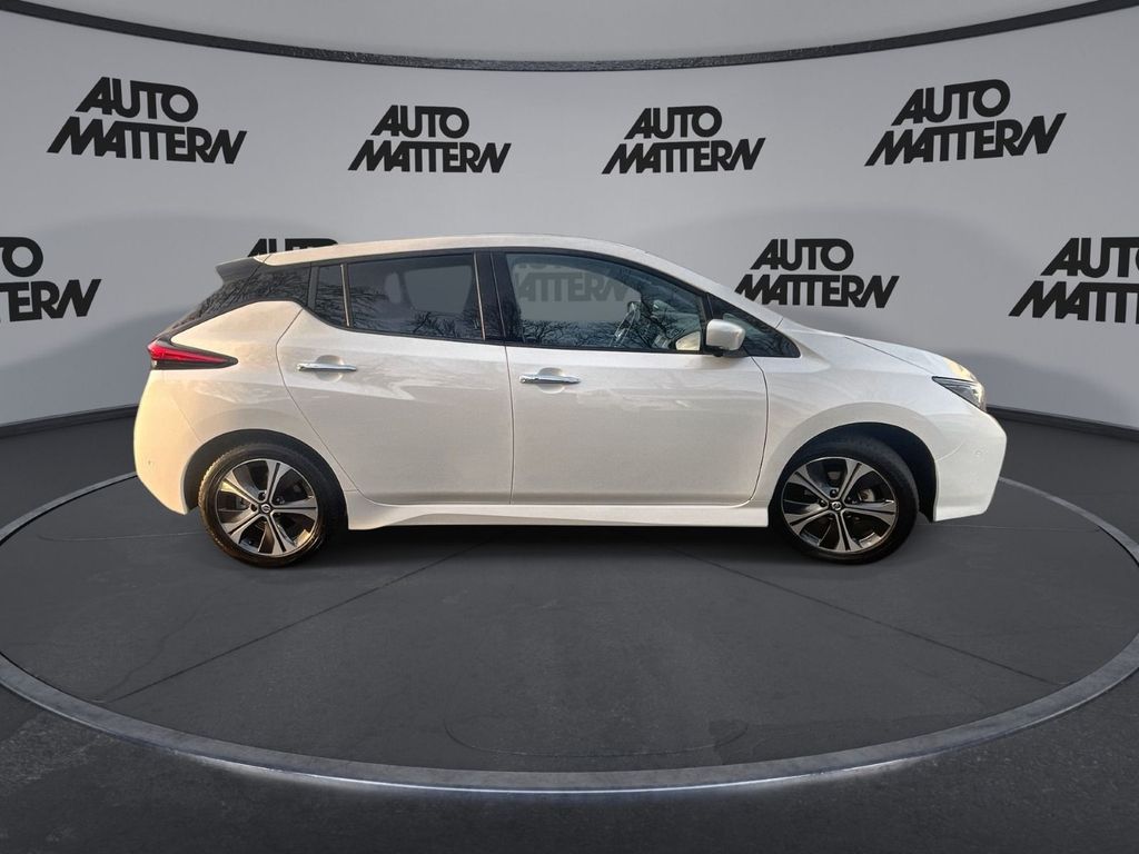 Nissan Leaf 2021