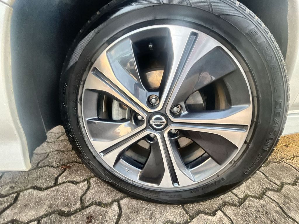 Nissan Leaf 2021