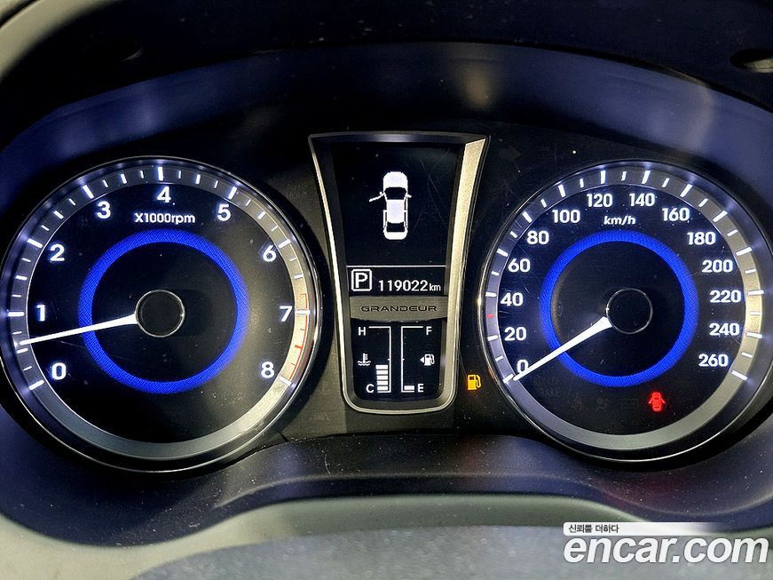 Hyundai Grandeur 2012