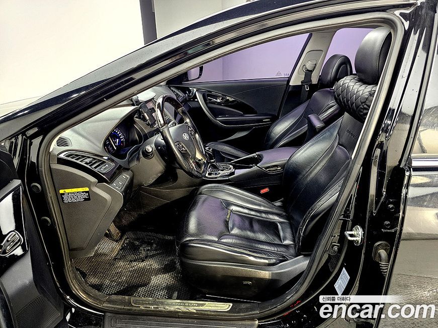 Hyundai Grandeur 2012