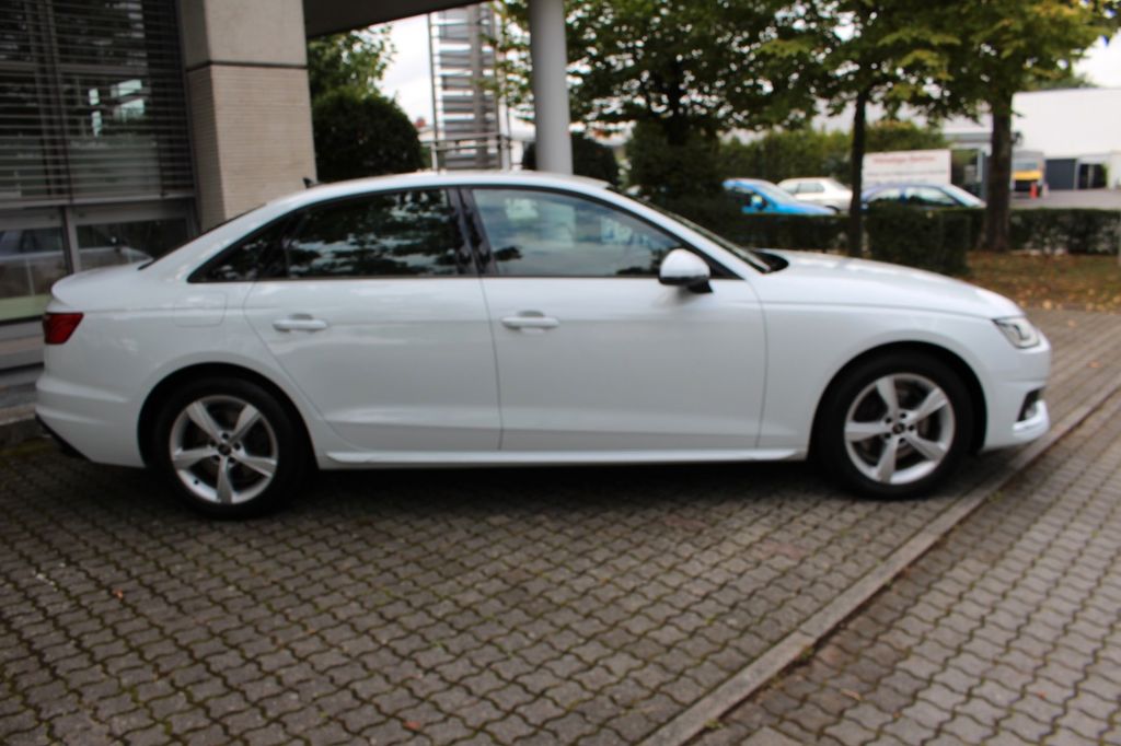 Audi A4 2022