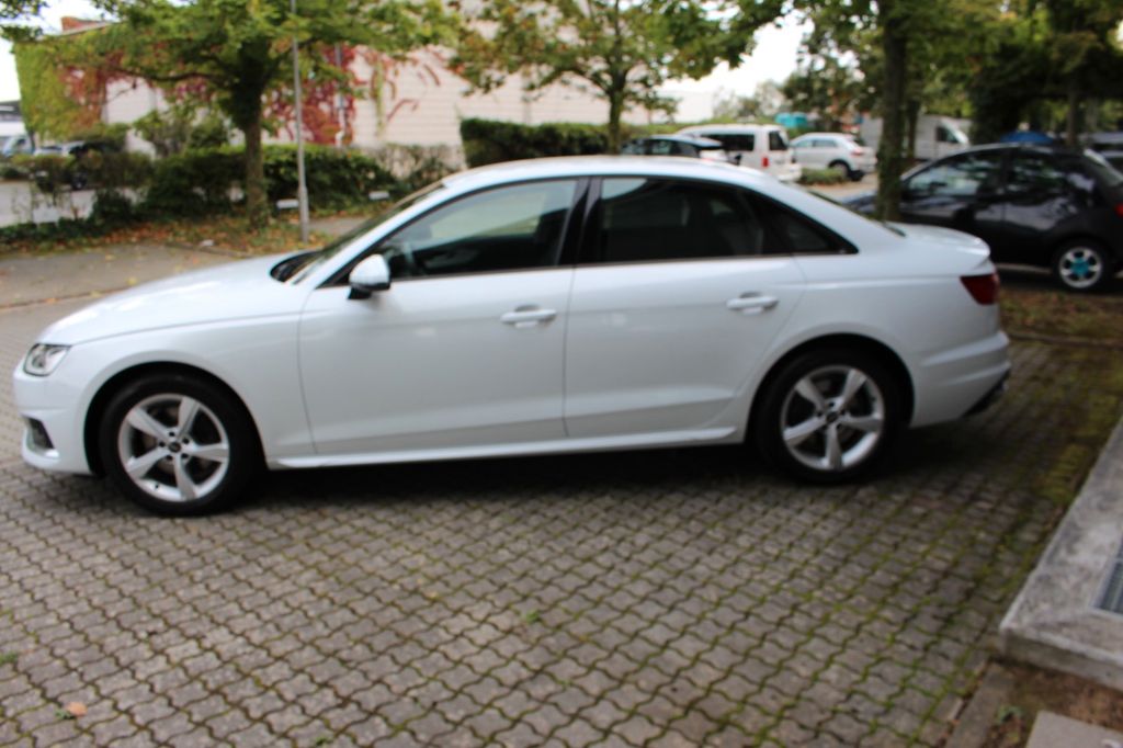 Audi A4 2022
