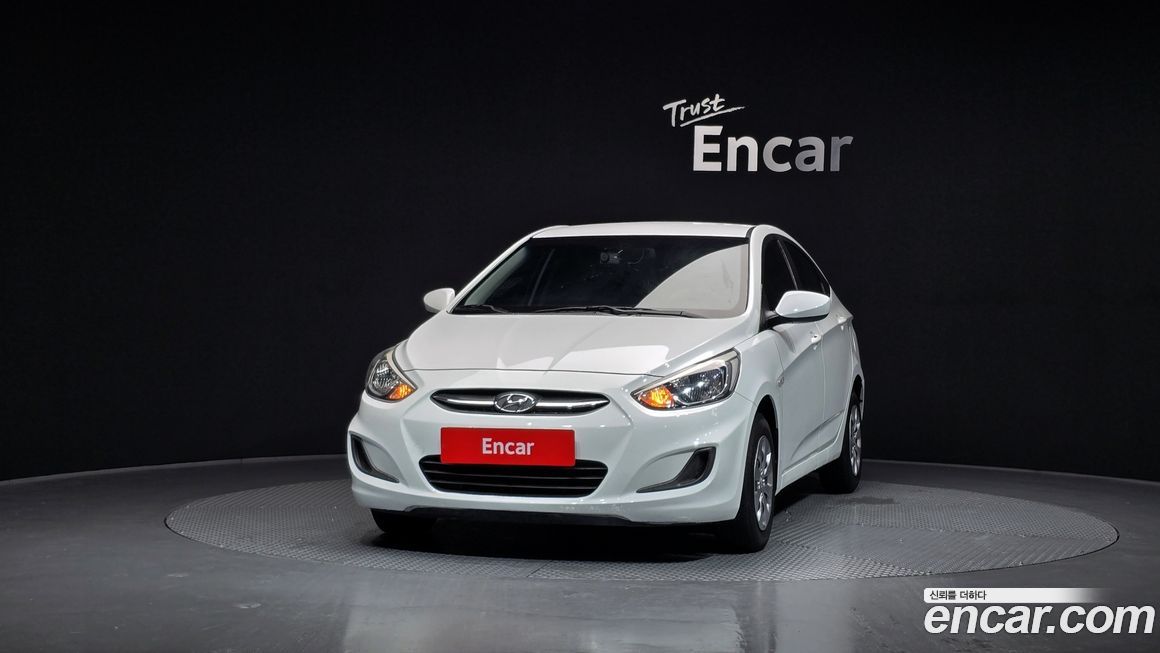 Hyundai Accent 2015