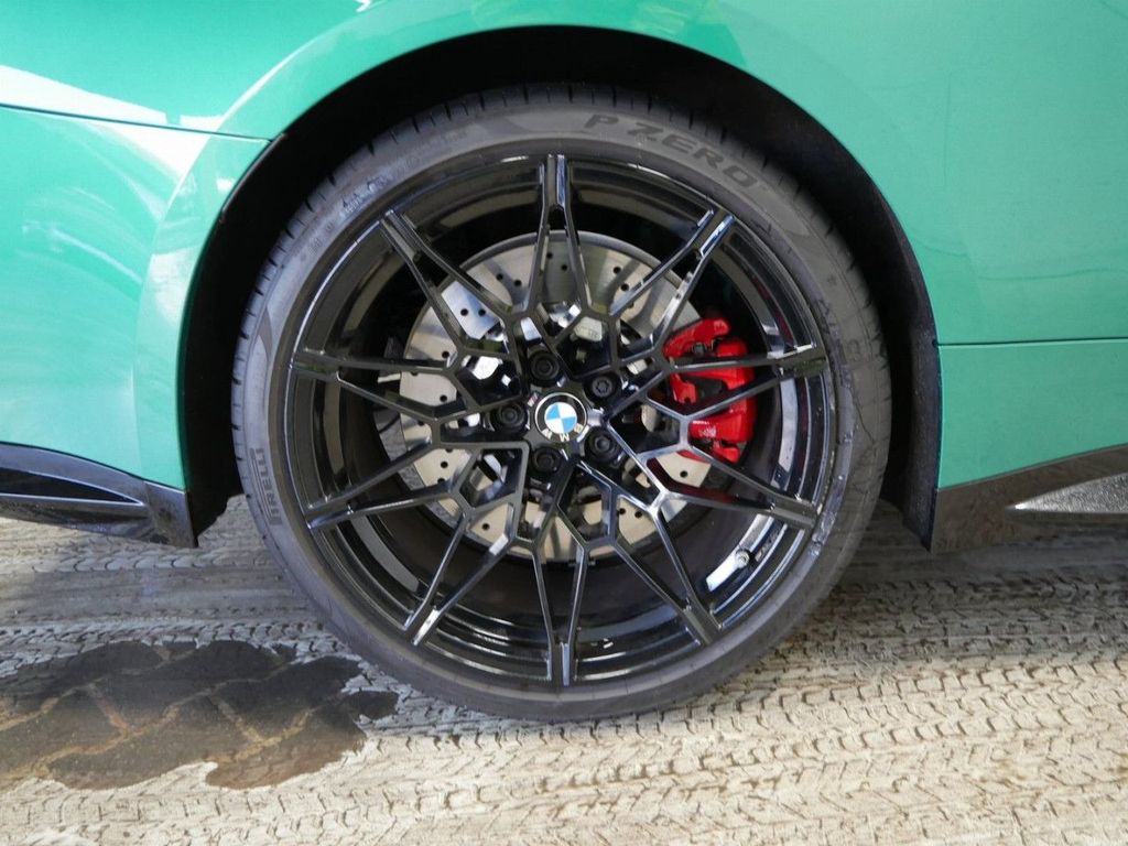 BMW M4 2025