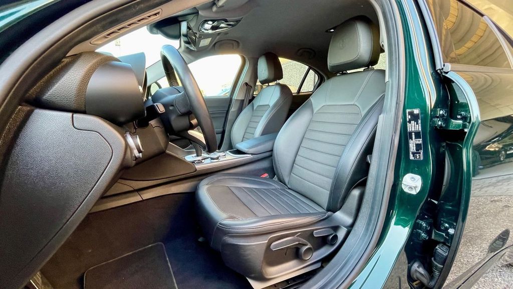 Alfa Romeo Giulia 2021