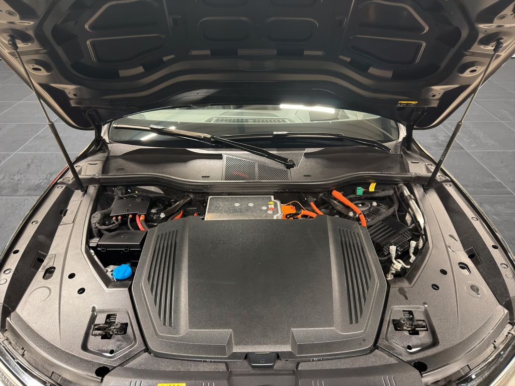 Audi e-tron 2022