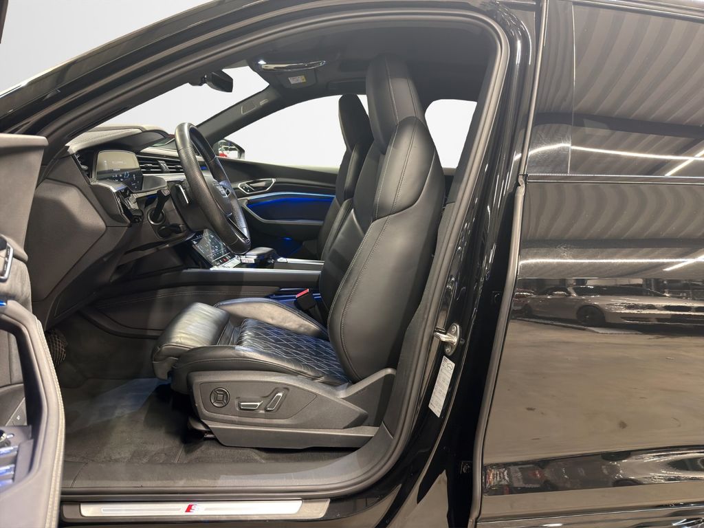 Audi e-tron 2022