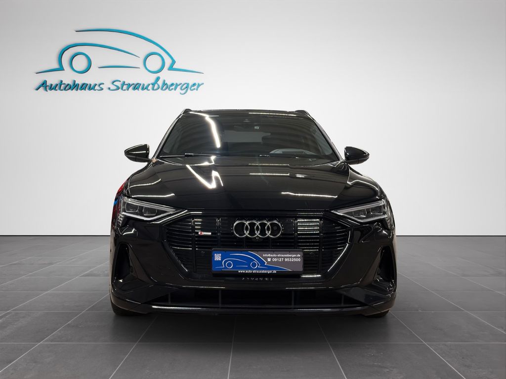 Audi e-tron 2022