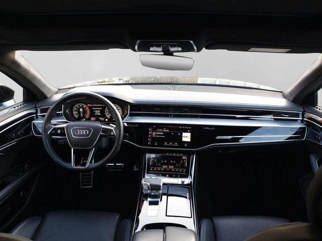 Audi A8 2022