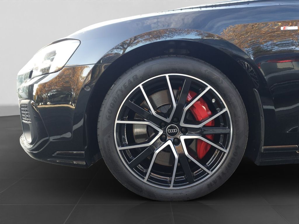 Audi A8 2022