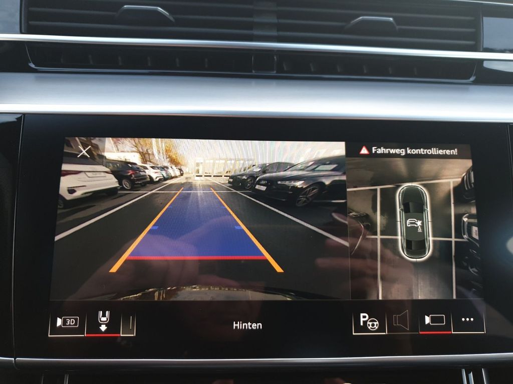 Audi A8 2022