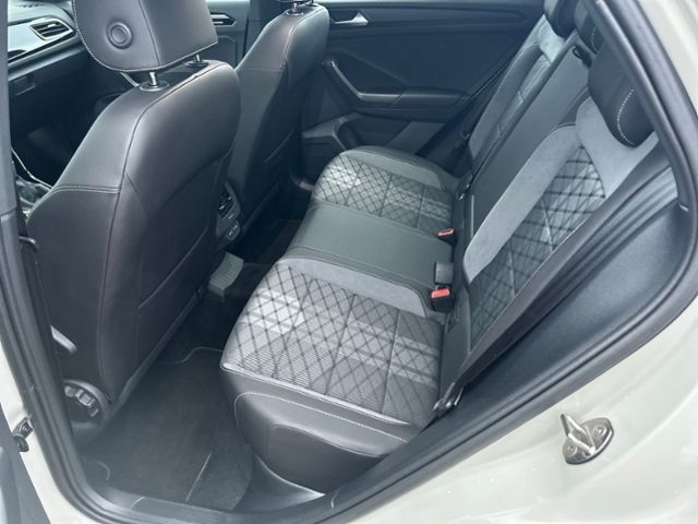 Volkswagen T-Roc 2024