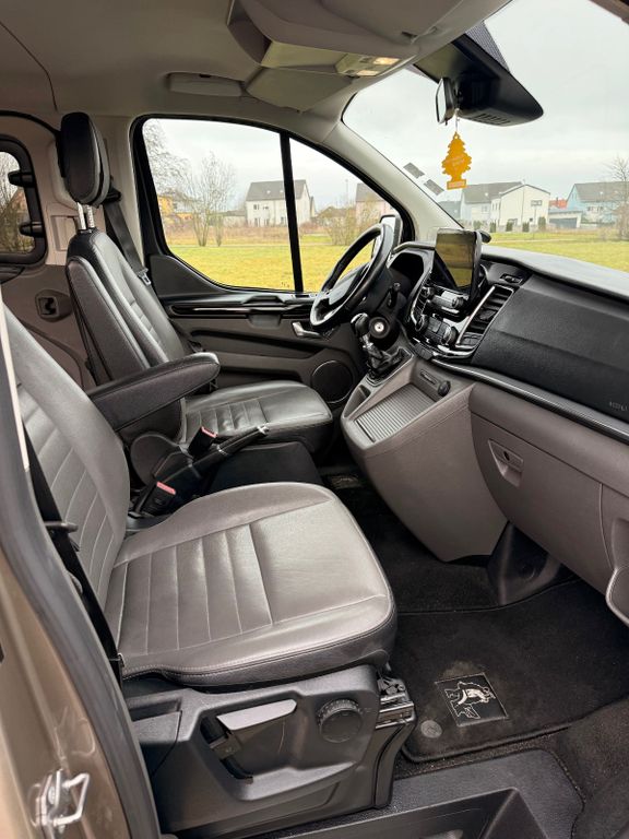 Ford Tourneo Custom 2022