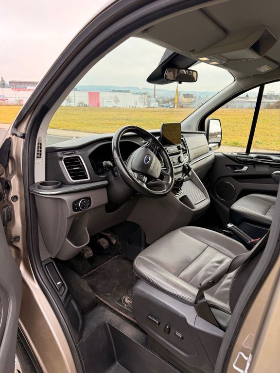 Ford Tourneo Custom 2022