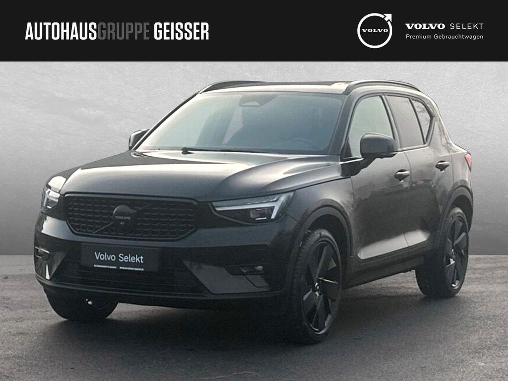 Volvo XC40 2025