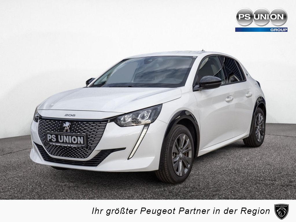Peugeot e-208 2023