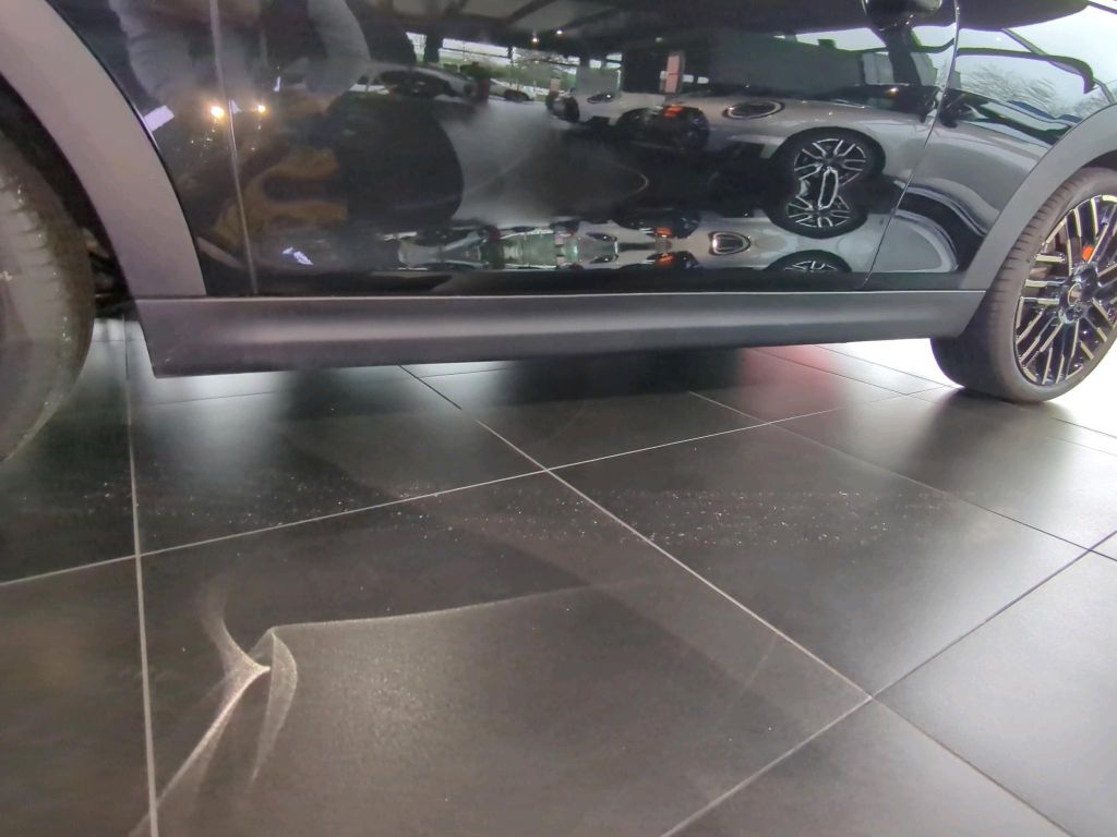 MINI Cooper Cabrio 2024