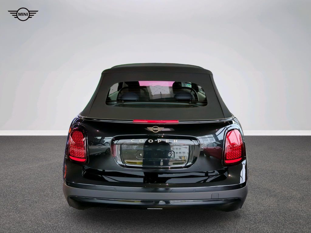MINI Cooper Cabrio 2024
