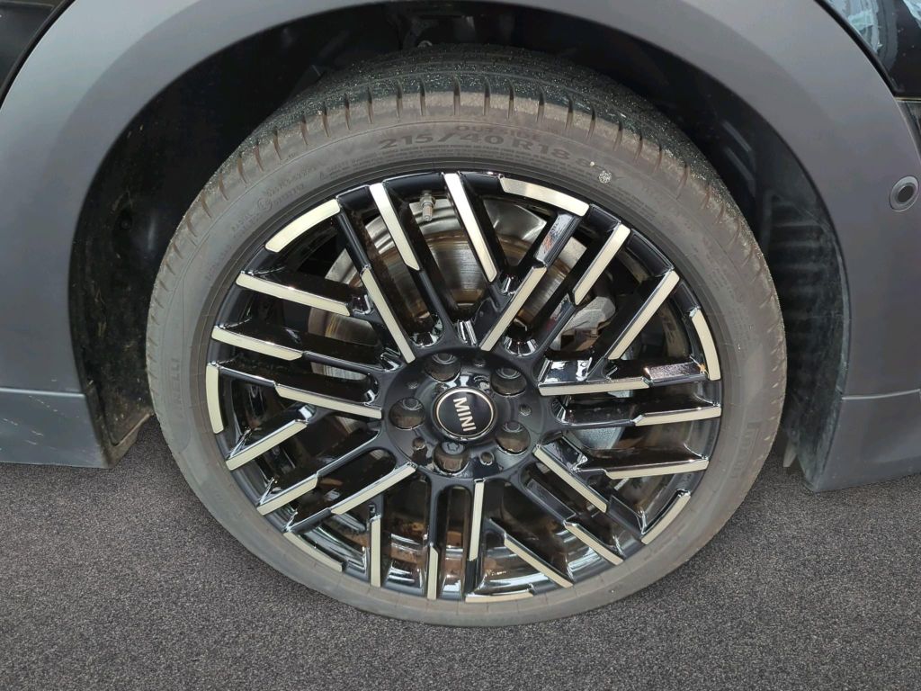 MINI Cooper Cabrio 2024