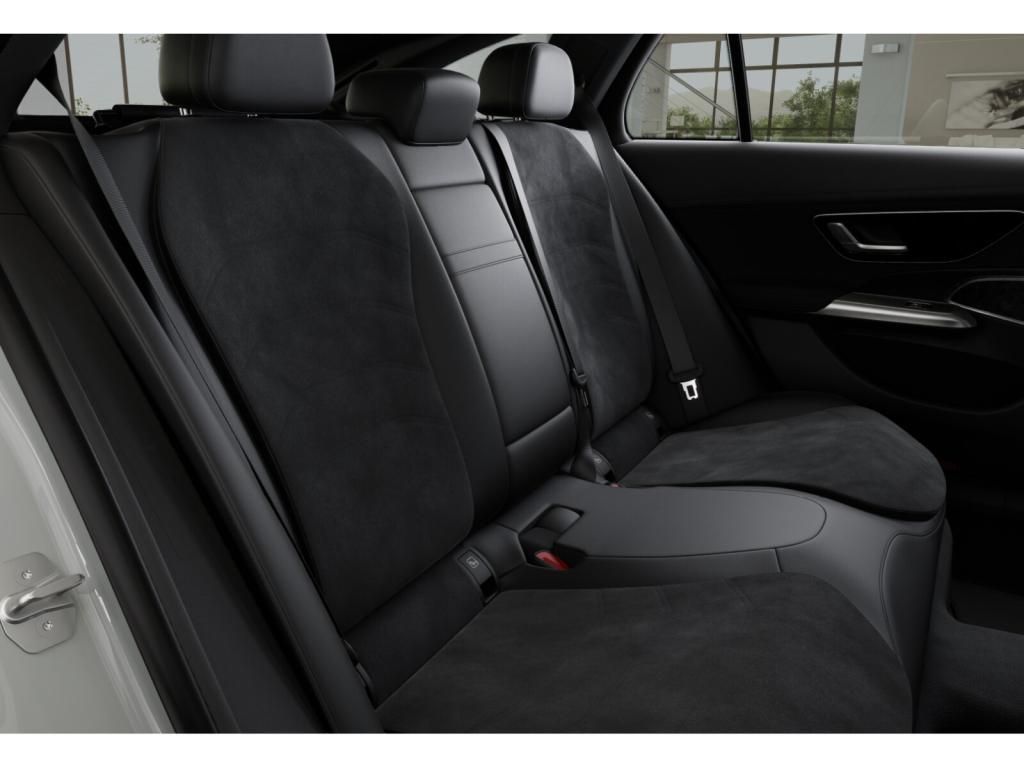 Mercedes-Benz E 300 2025