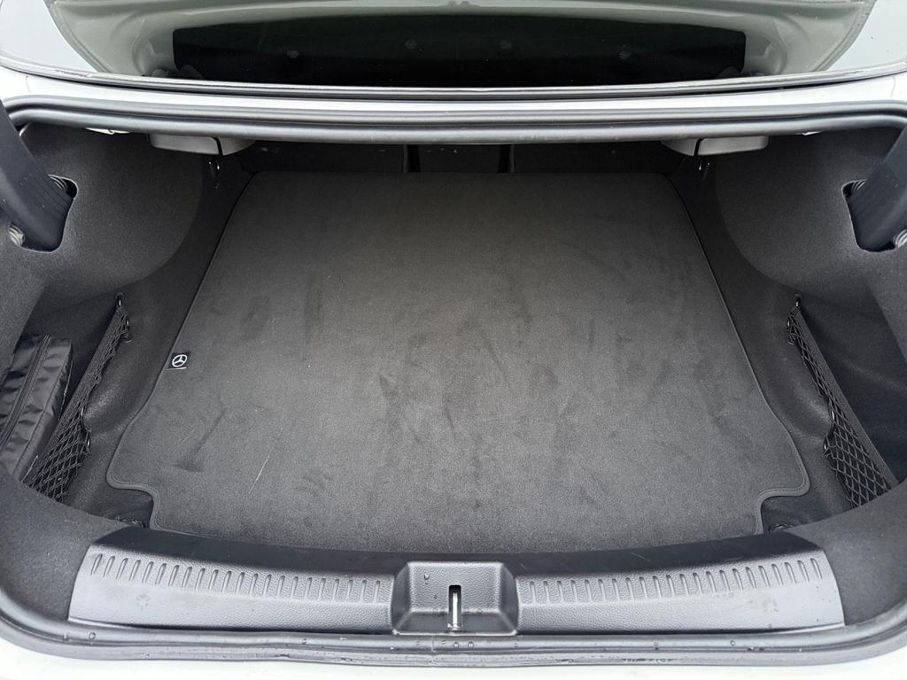 Mercedes-Benz CLA 200 2025