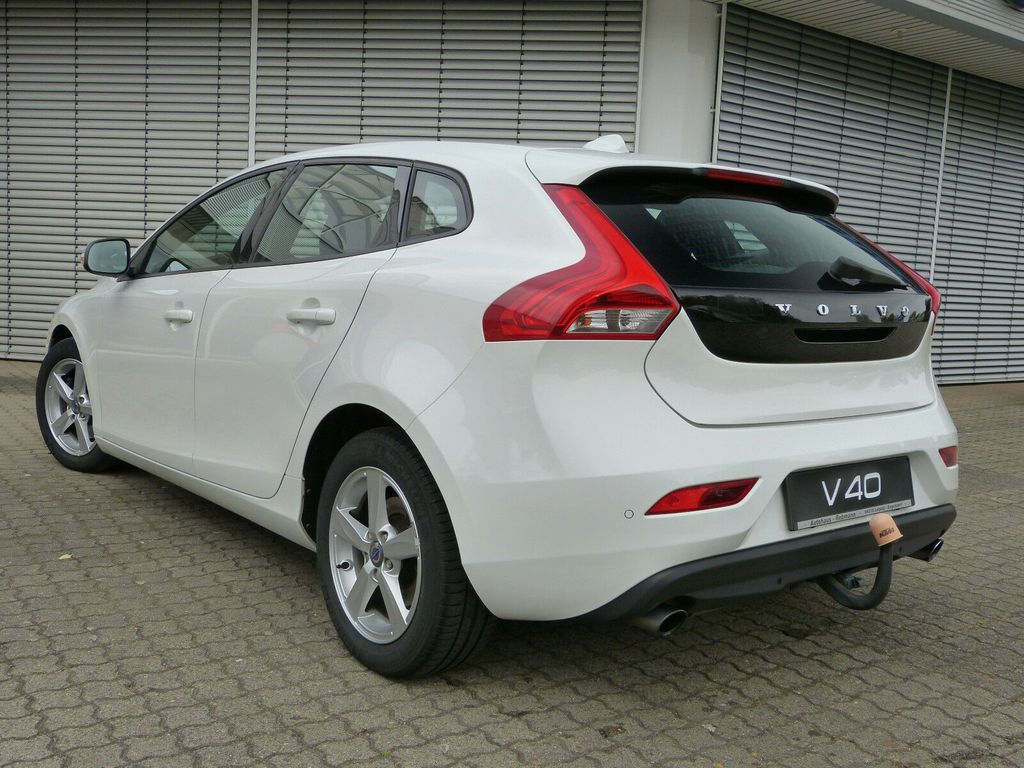 Volvo V40 2014
