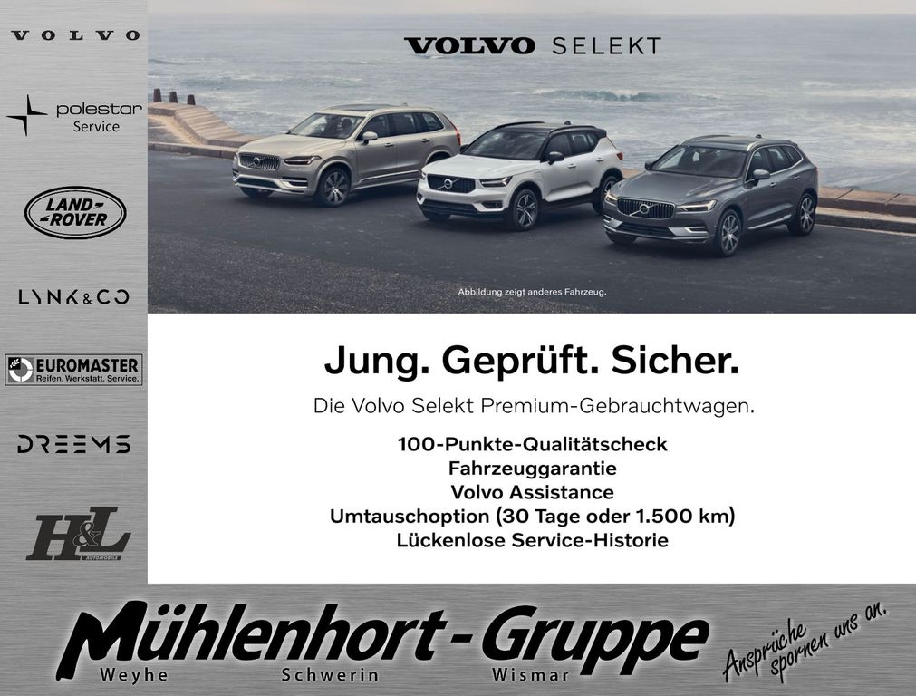 Volvo XC40 2025