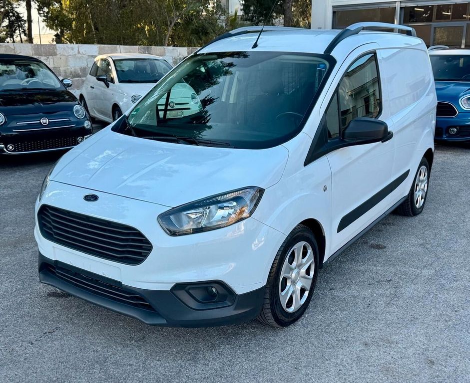 Ford Transit Courier 2022