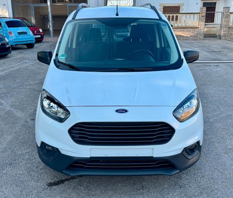 Ford Transit Courier 2022