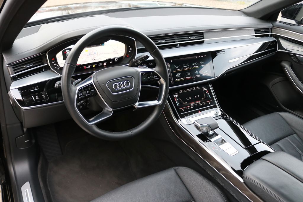 Audi A8 2022