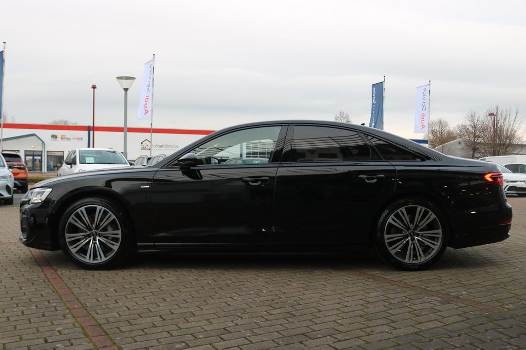 Audi A8 2022