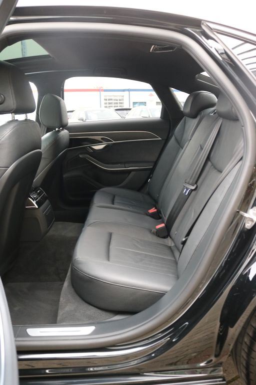 Audi A8 2022