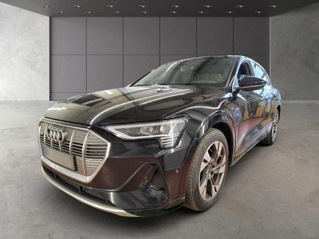Audi e-tron 2022