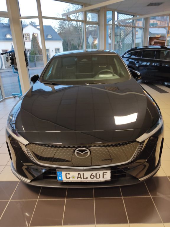 Mazda 6e 2025