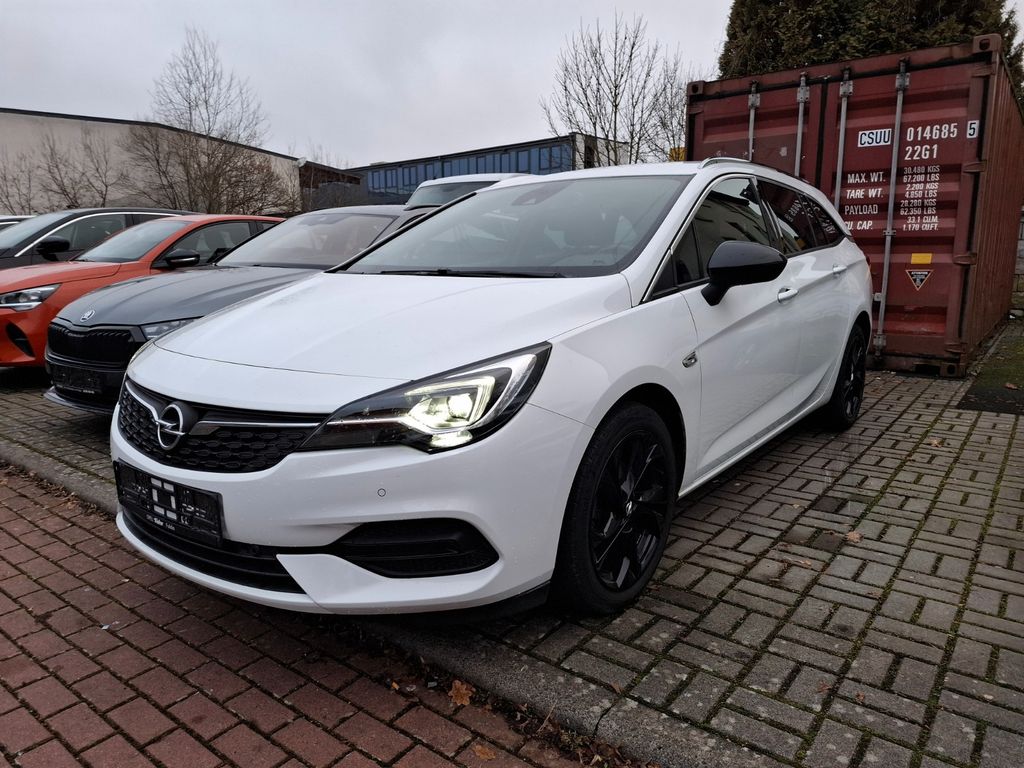 Opel Astra 2021