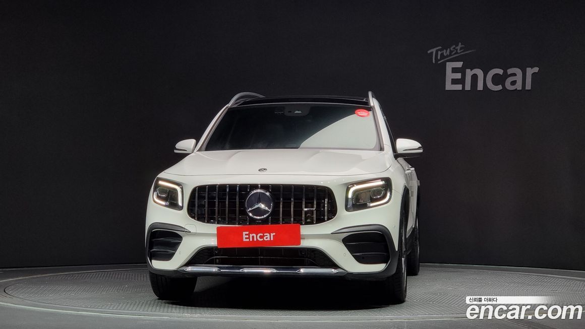 Mercedes-Benz GLB-Class 2021